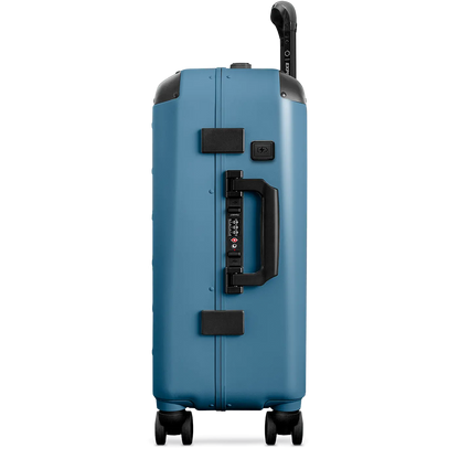 Archive Carry-On Advanced