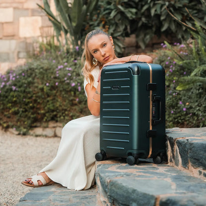 Carry-On Closet Original