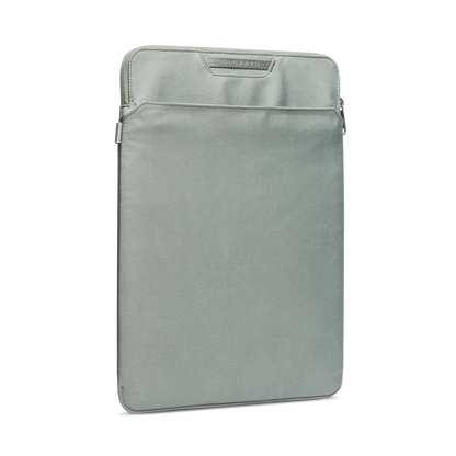 Minimalist Laptop Sleeve